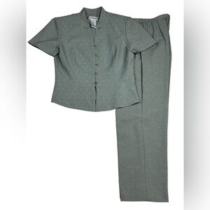 Perception Pants Suit Size 10Sage Green Short Sleeve 2 Pc. Set Career Business